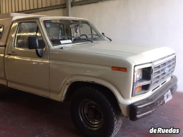 Ford F-100 Usada en Mendoza, deRuedas