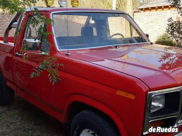 Ford F-100 Usada en Mendoza, deRuedas