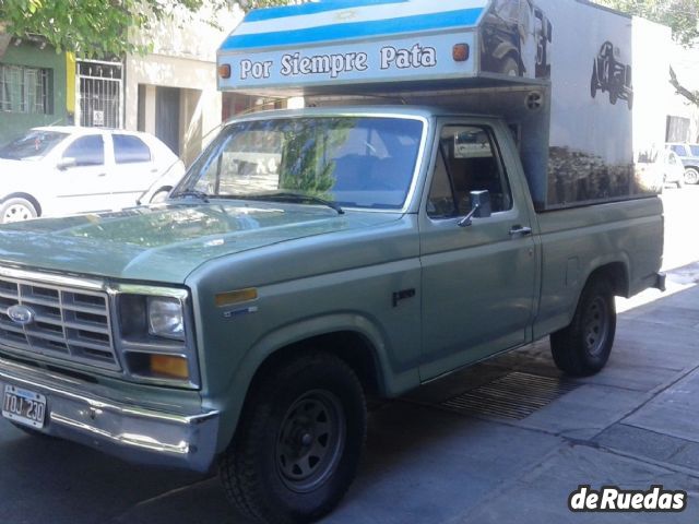 Ford F-100 Usada en Mendoza, deRuedas