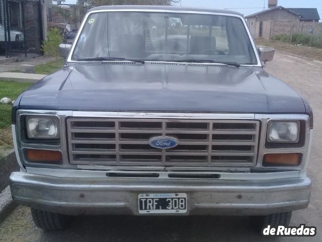 Ford F-100 Usada en Mendoza, deRuedas