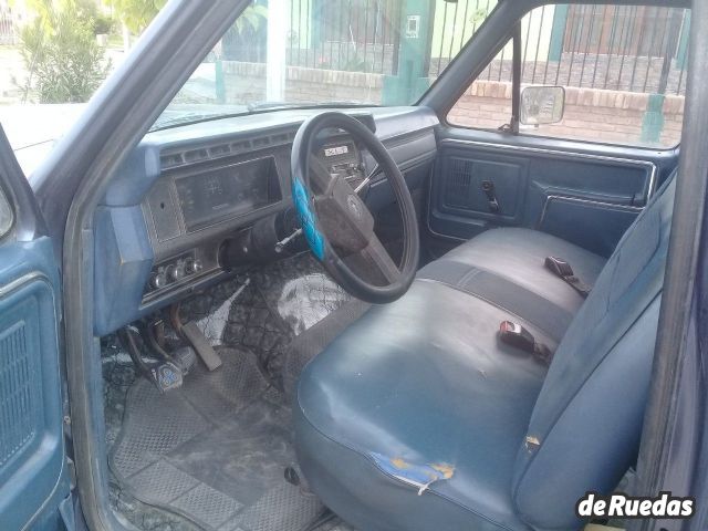 Ford F-100 Usada en Mendoza, deRuedas