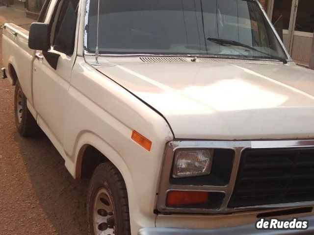 Ford F-100 Usada en Corrientes, deRuedas