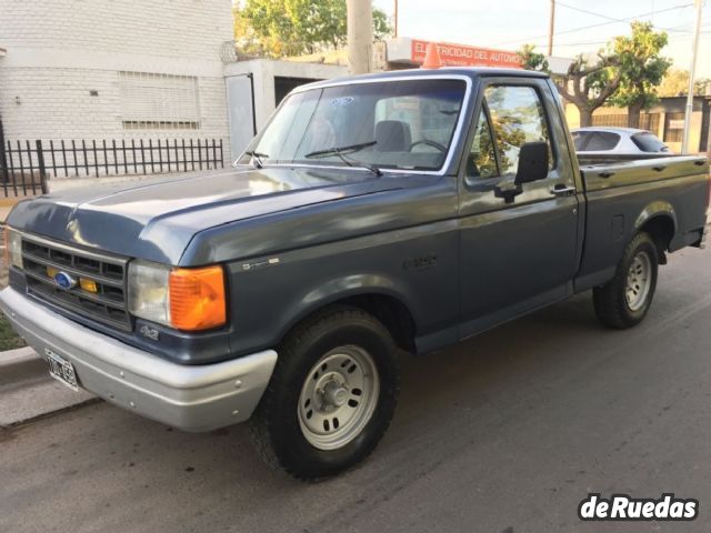 Ford F-100 Usada en Mendoza, deRuedas