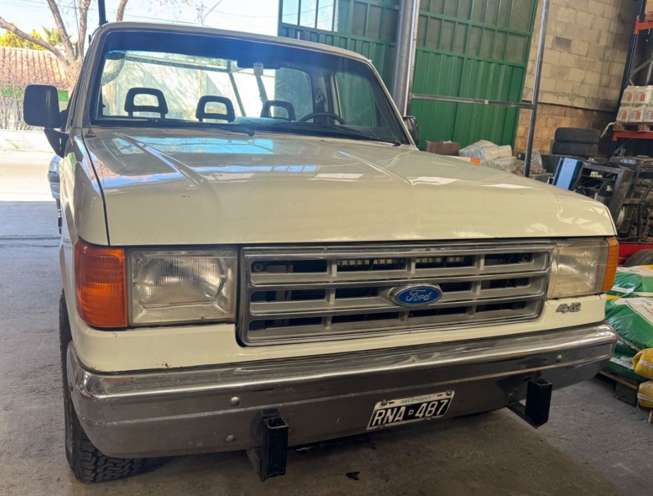 Ford F-100 Usada en Mendoza, deRuedas