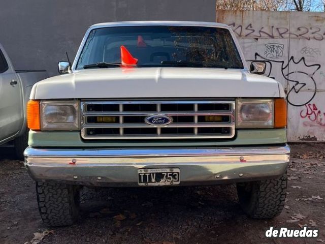 Ford F-100 Usada en Mendoza, deRuedas