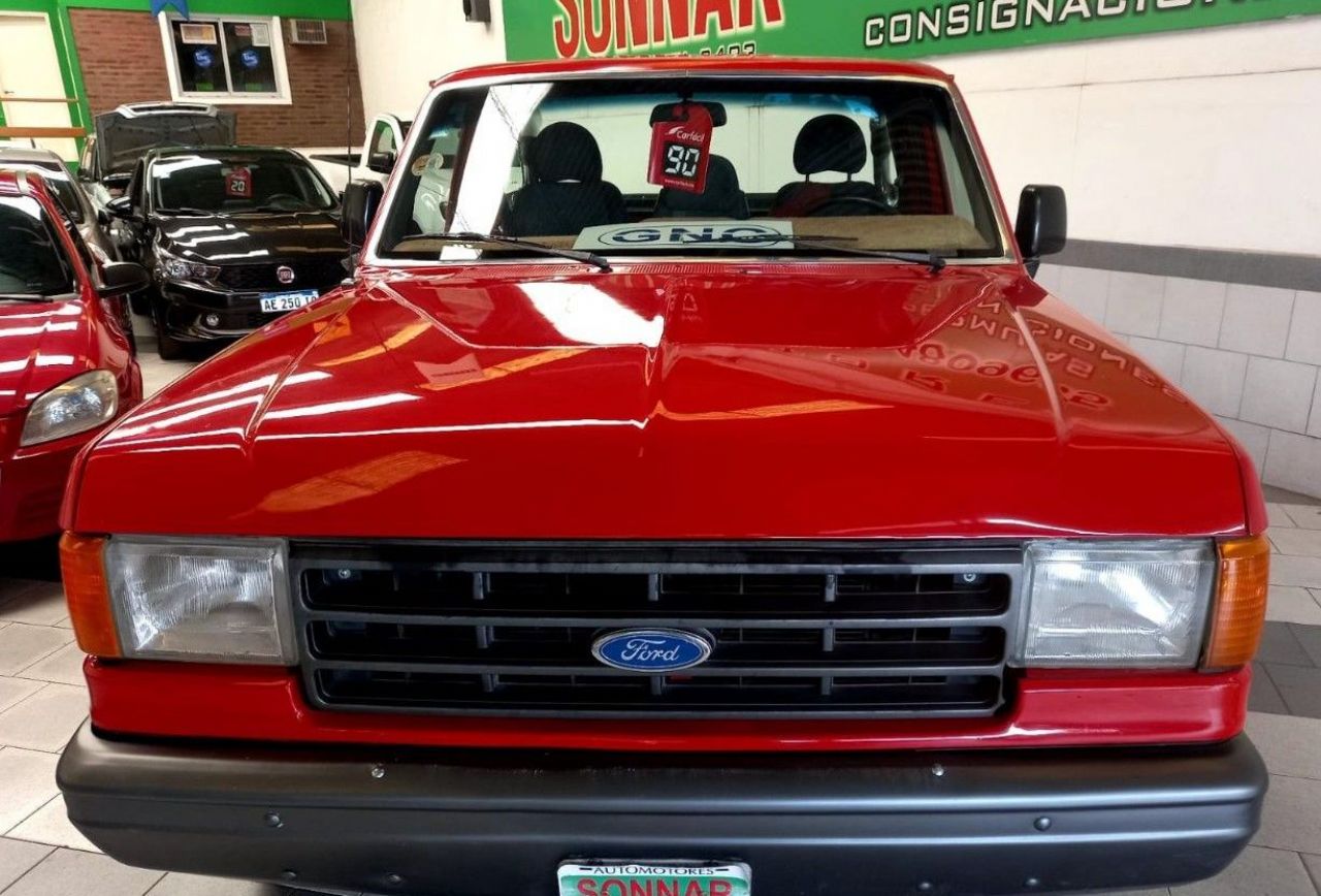 Ford F-100 Usada en Córdoba, deRuedas