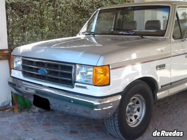 Ford F-100 Usada en Mendoza, deRuedas