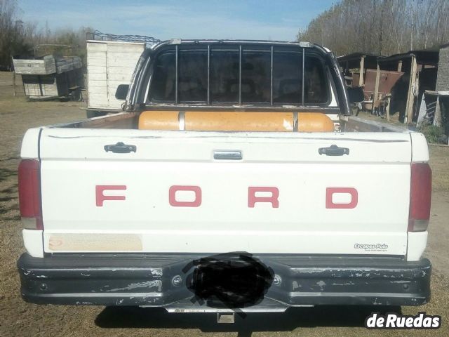 Ford F-100 Usada en Mendoza, deRuedas