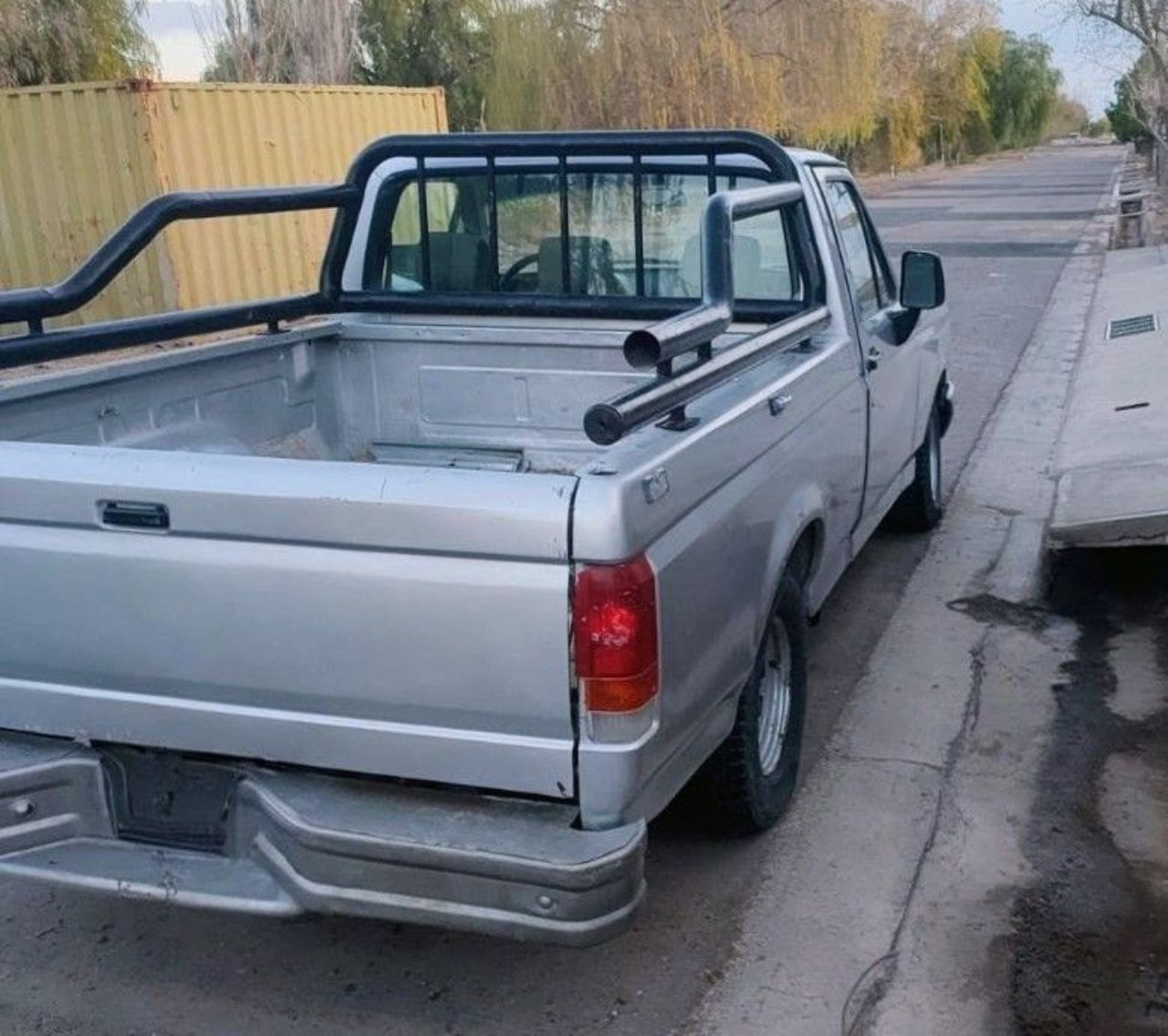 Ford F-100 Usada en Mendoza, deRuedas