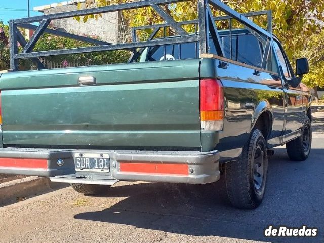 Ford F-100 Usada en Mendoza, deRuedas