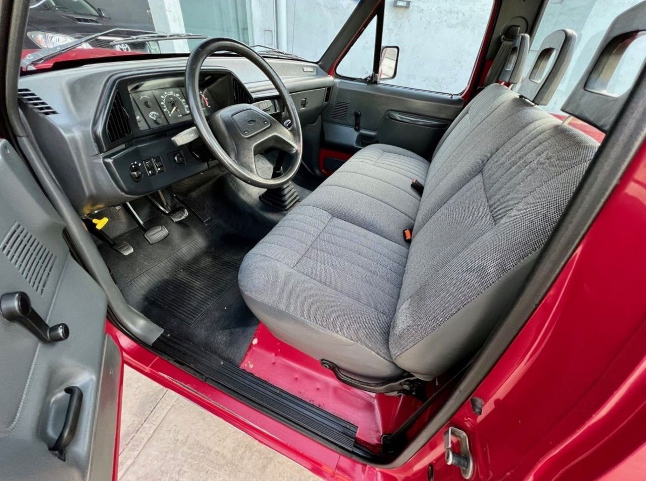 Ford F-100 Usada en Mendoza, deRuedas