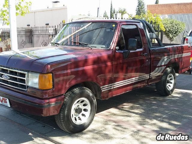 Ford F-100 Usada en Mendoza, deRuedas