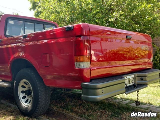 Ford F-100 Usada en Mendoza, deRuedas