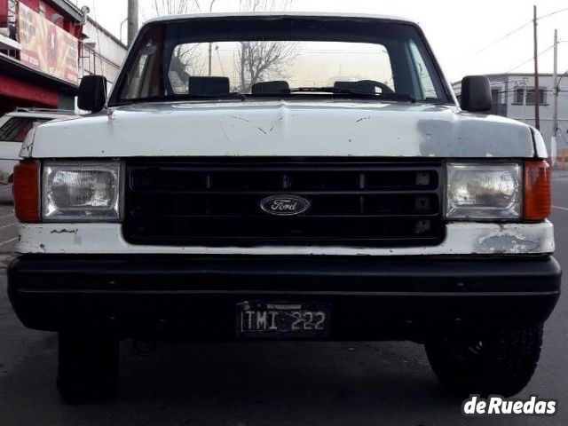 Ford F-100 Usada en Mendoza, deRuedas