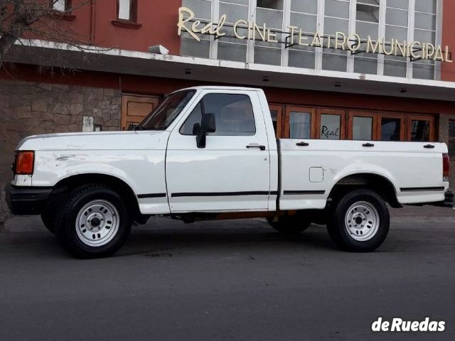 Ford F-100 Usada en Mendoza, deRuedas