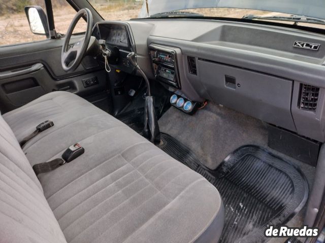 Ford F-100 Usada en Mendoza, deRuedas