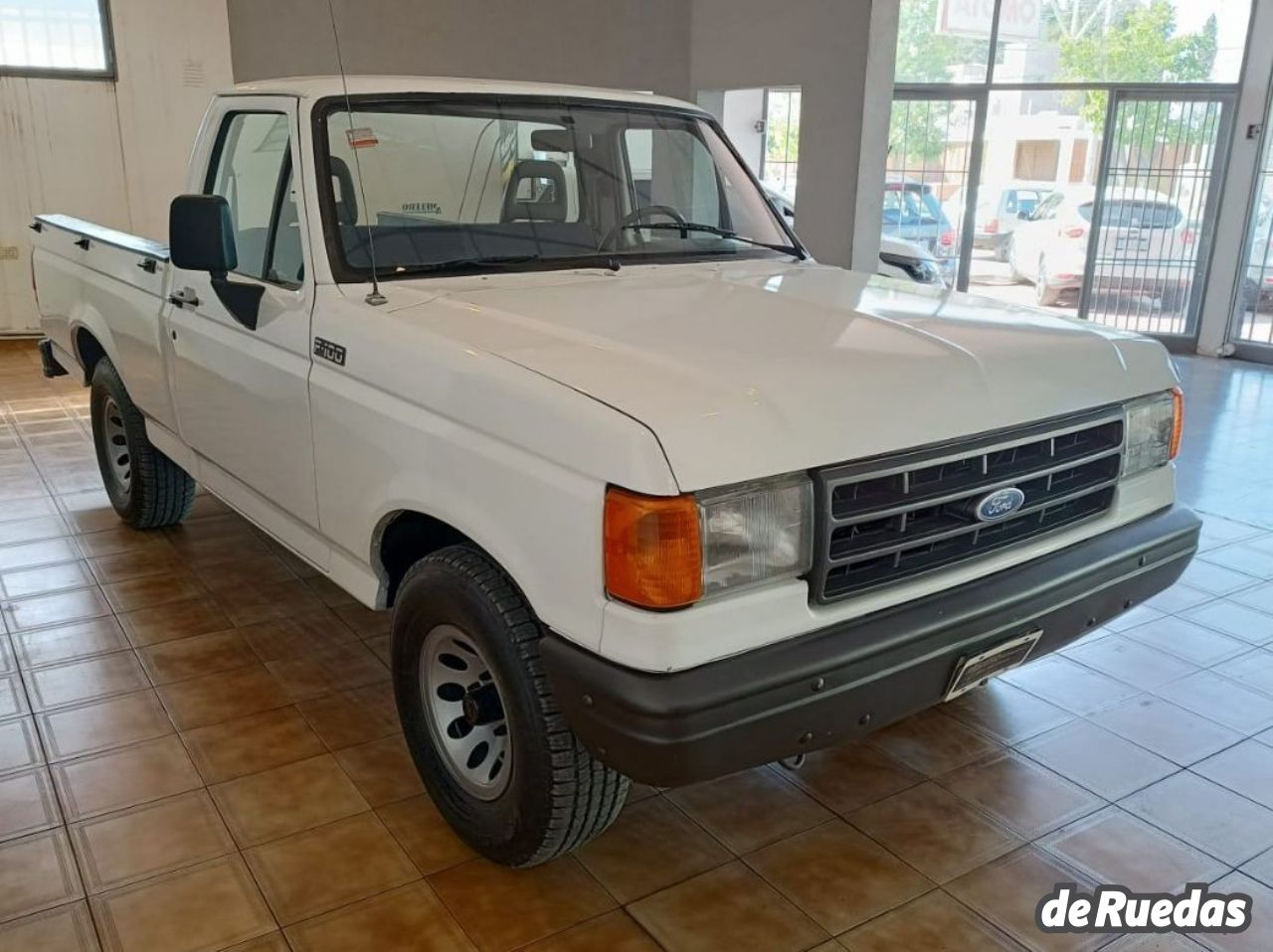 Ford F-100 Usada en Mendoza, deRuedas