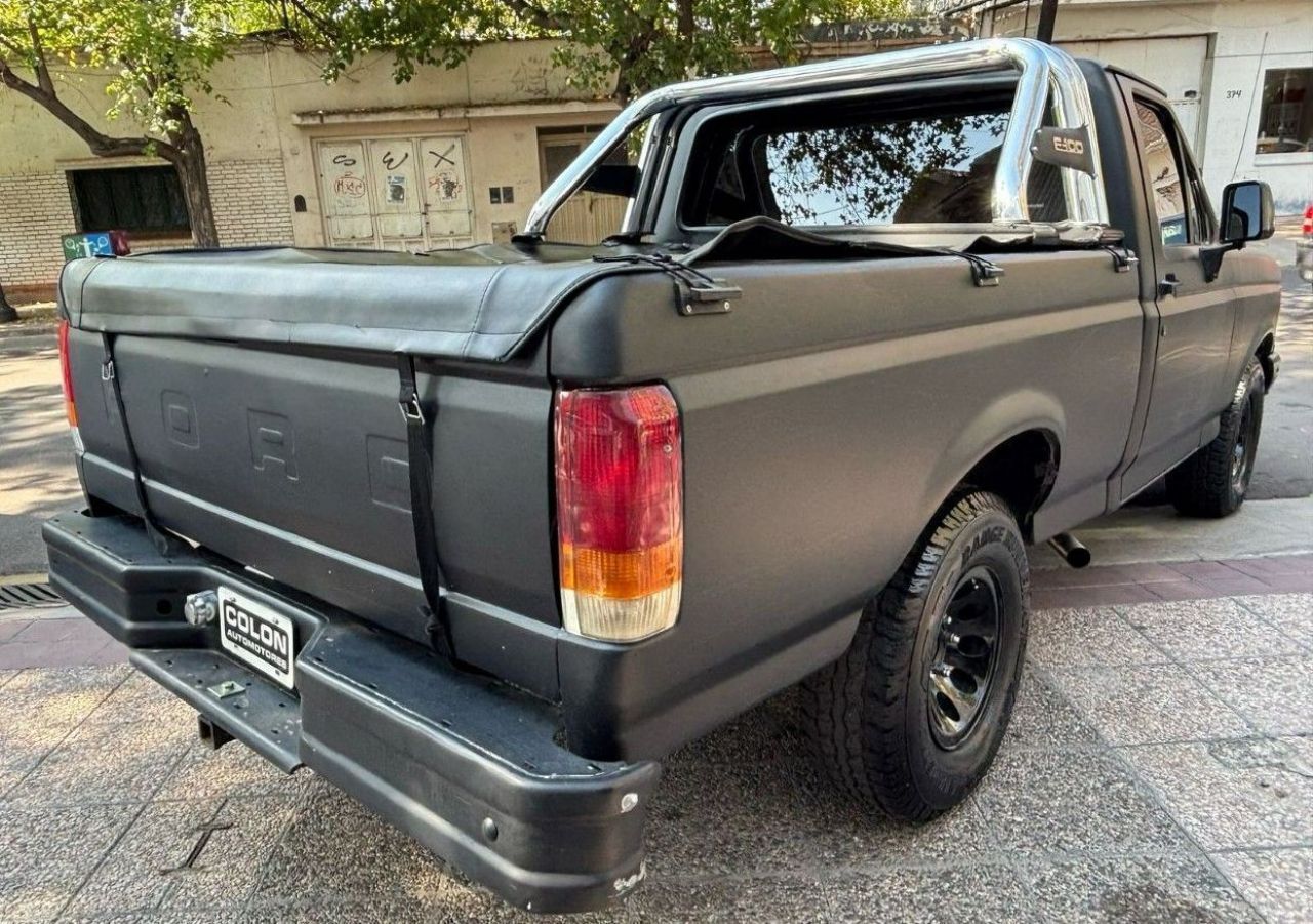 Ford F-100 Usada en Mendoza, deRuedas