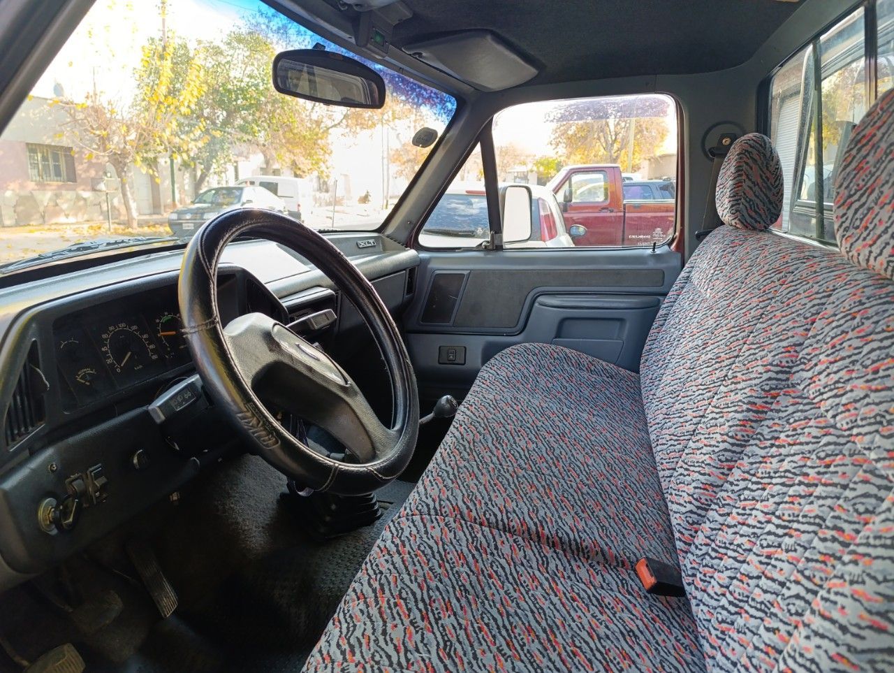 Ford F-100 Usada en Mendoza, deRuedas