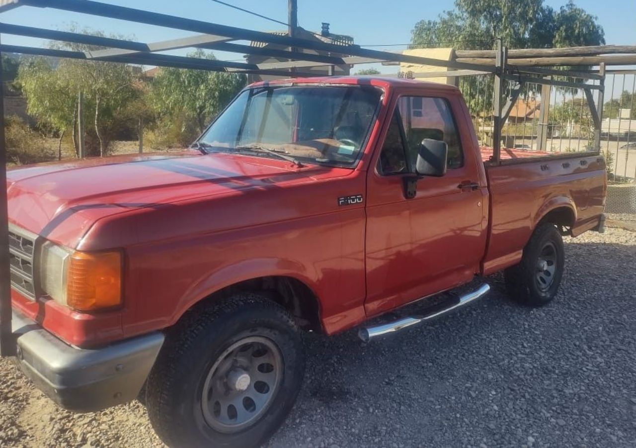 Ford F-100 Usada en Mendoza, deRuedas