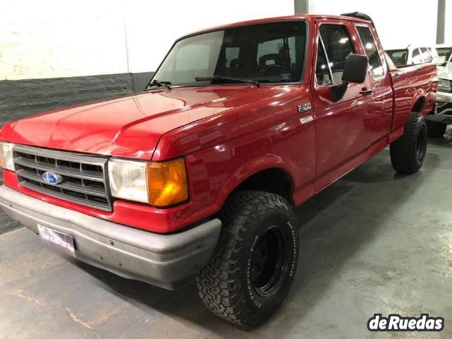 Ford F-100 Usada en San Juan, deRuedas