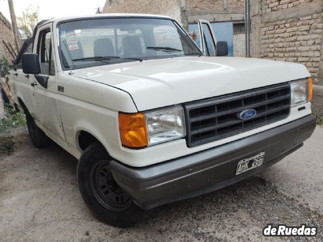 Ford F-100 Usada en Mendoza, deRuedas