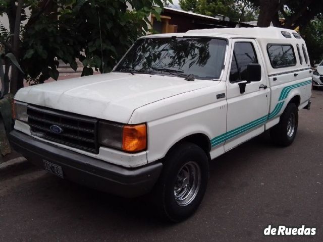Ford F-100 Usada en Mendoza, deRuedas