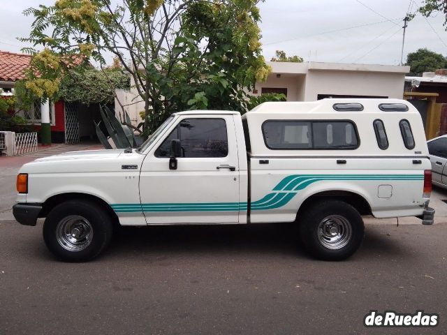 Ford F-100 Usada en Mendoza, deRuedas