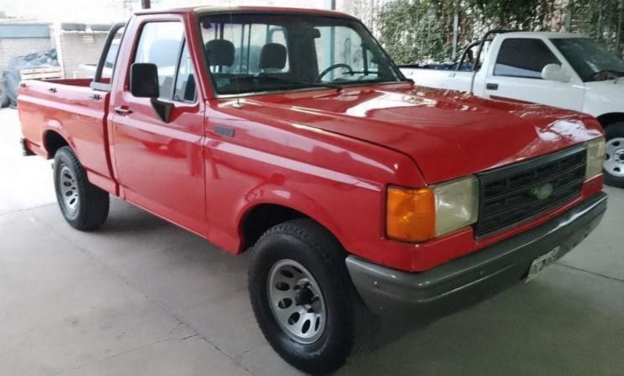 Ford F-100 Usada en Mendoza, deRuedas