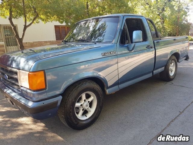 Ford F-100 Usada en Mendoza, deRuedas