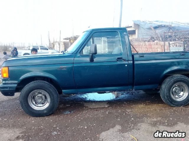 Ford F-100 Usada en Mendoza, deRuedas