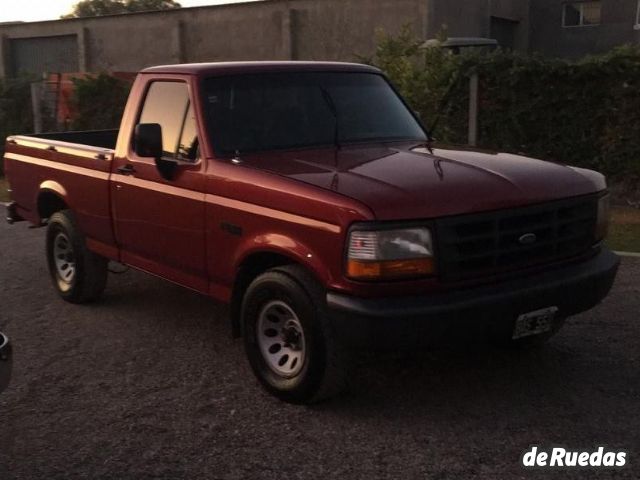 Ford F-100 Usada en San Juan, deRuedas