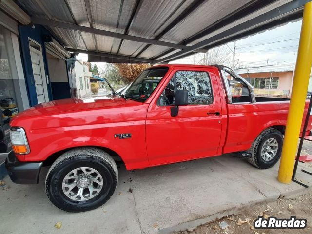 Ford F-100 Usada en Mendoza, deRuedas