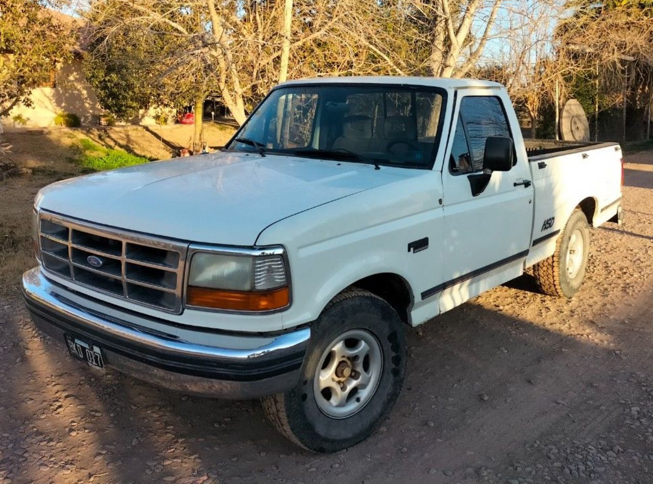 Ford F-100 Usada en Mendoza, deRuedas