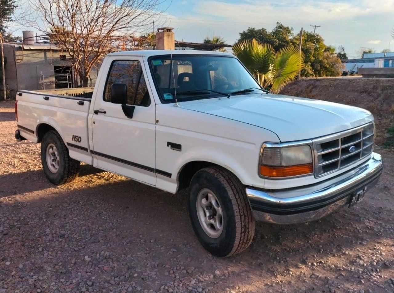 Ford F-100 Usada en Mendoza, deRuedas