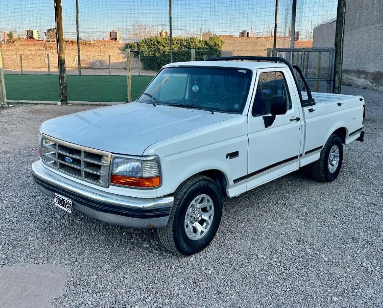Ford F-100 Usada en Mendoza, deRuedas