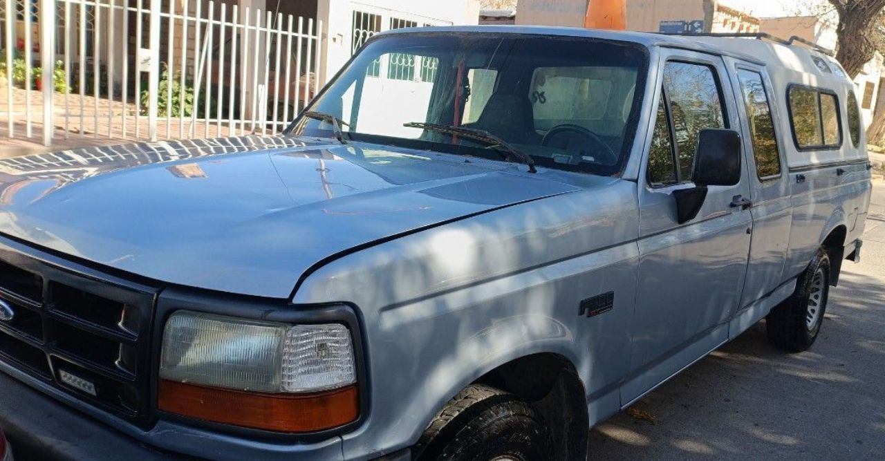 Ford F-100 Usada en Mendoza, deRuedas