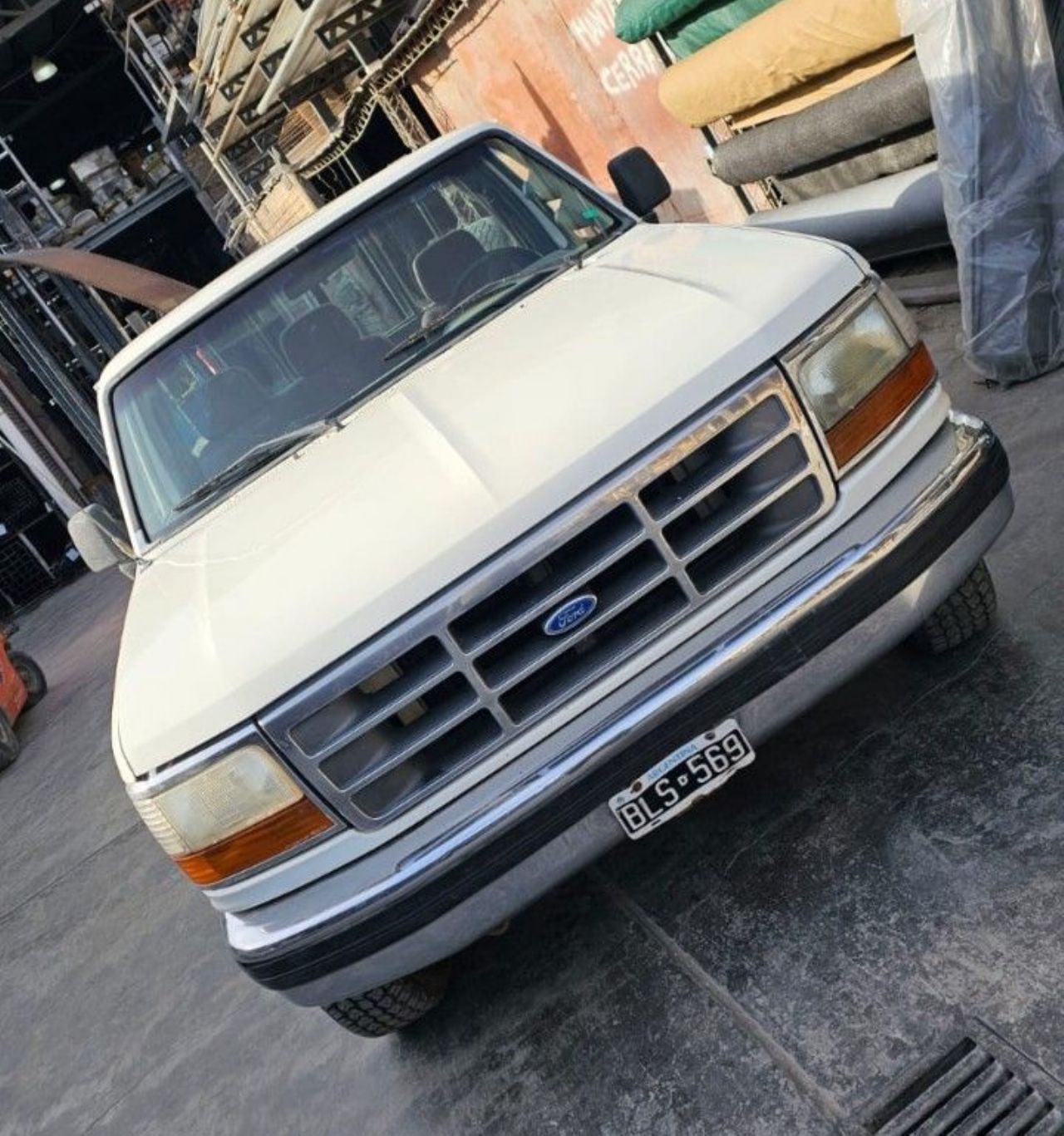 Ford F-100 Usada en Mendoza, deRuedas