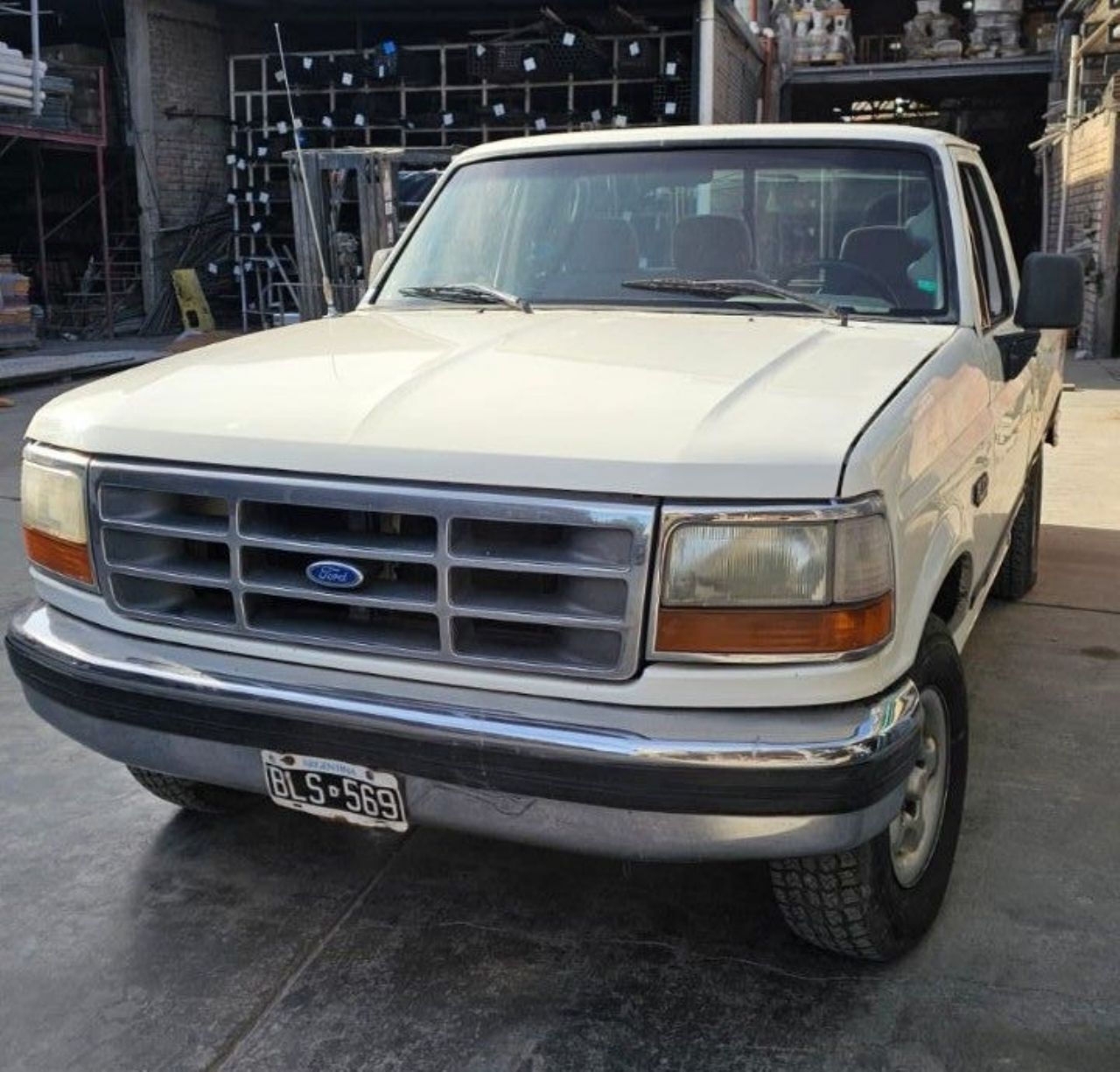 Ford F-100 Usada en Mendoza, deRuedas