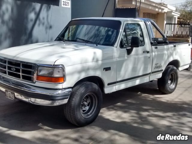 Ford F-100 Usada en Mendoza, deRuedas