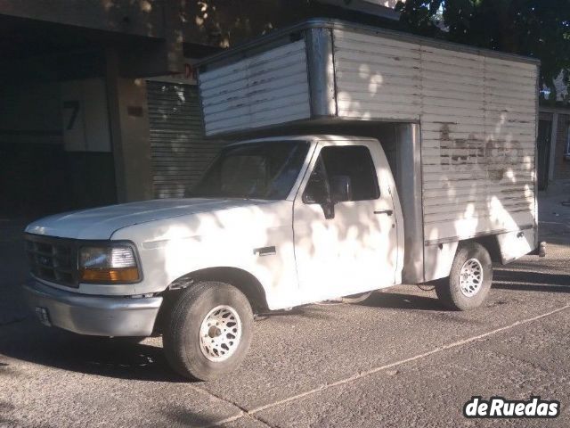 Ford F-100 Usada en Mendoza, deRuedas