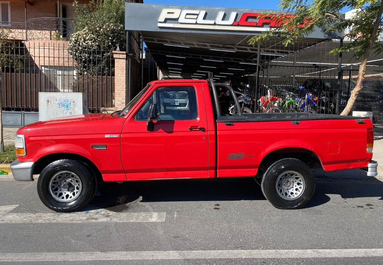 Ford F-100 Usada en San Juan, deRuedas