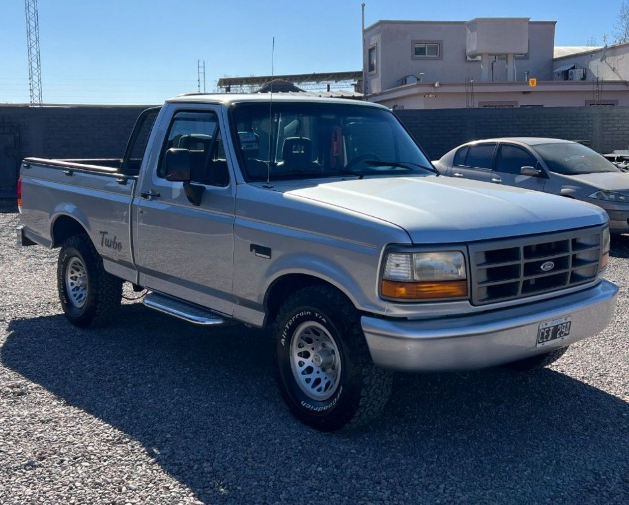 Ford F-100 Usada en Mendoza, deRuedas