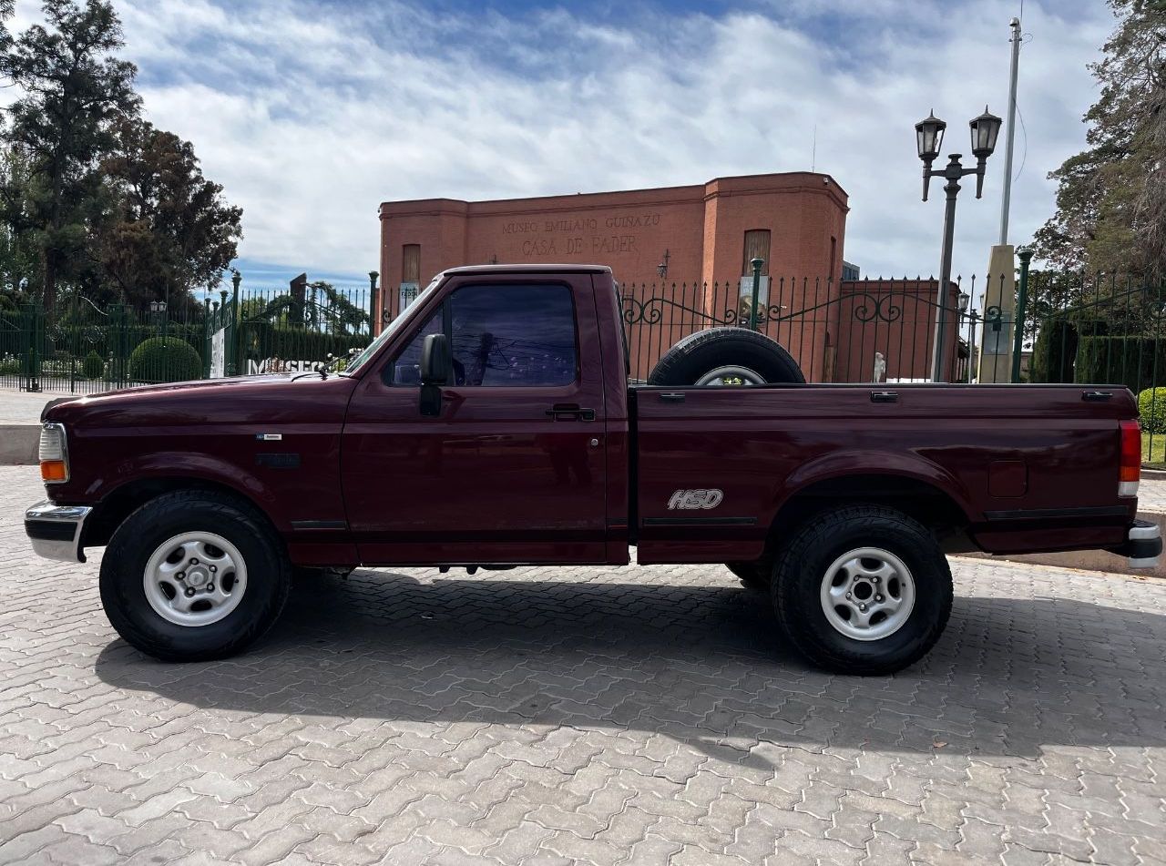 Ford F-100 Usada en Mendoza, deRuedas