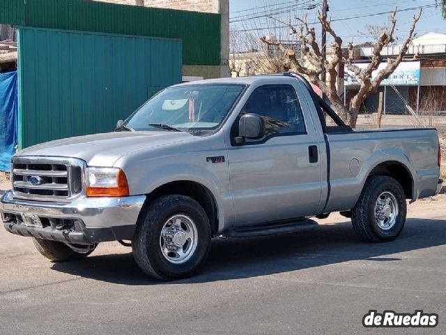 Ford F-100 Usada en Mendoza, deRuedas