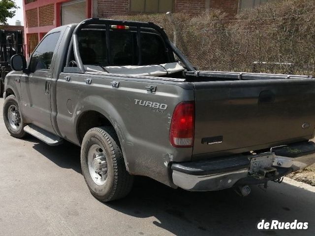 Ford F-100 Usada en Mendoza, deRuedas