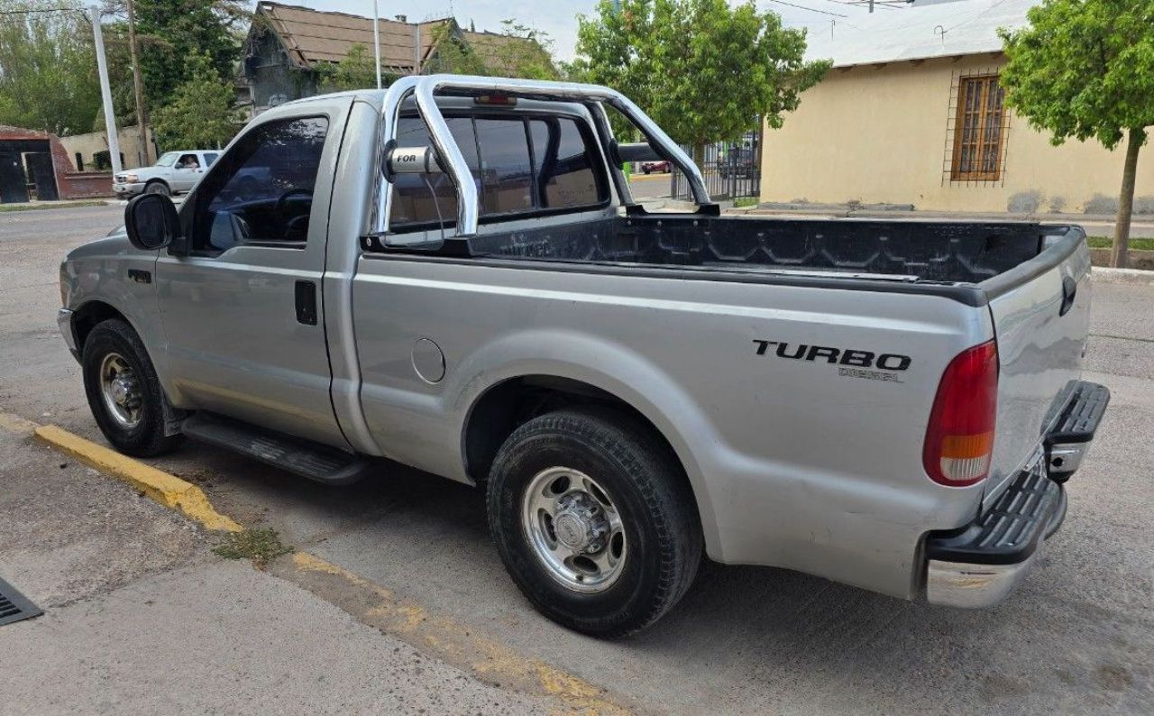 Ford F-100 Usada en Mendoza, deRuedas