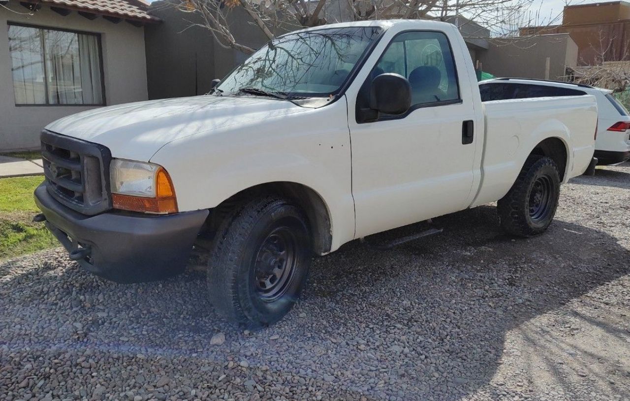 Ford F-100 Usada en Mendoza, deRuedas