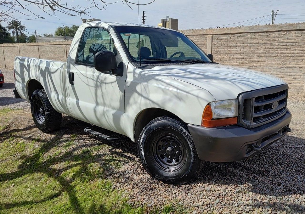 Ford F-100 Usada en Mendoza, deRuedas