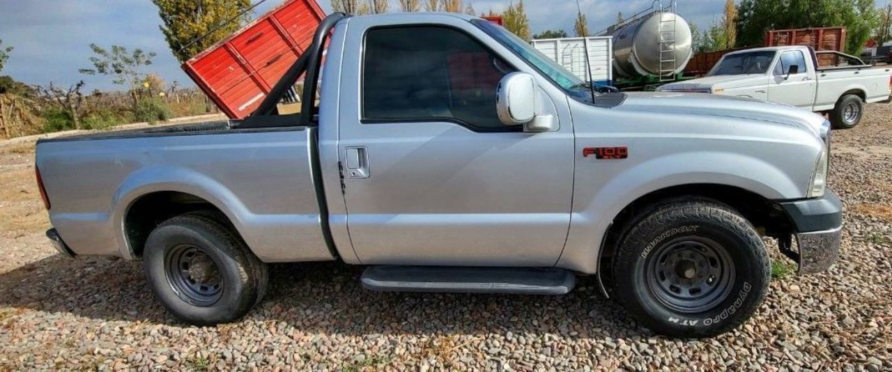 Ford F-100 Usada en Mendoza, deRuedas